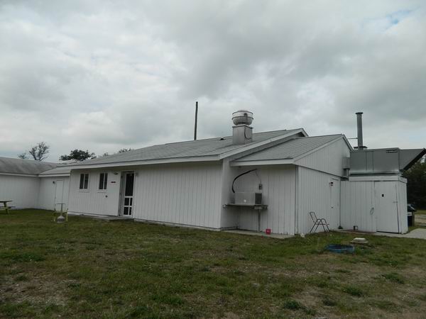 Galaxy Drive-In Theatre - Concession Stand Summer 2013 (newer photo)